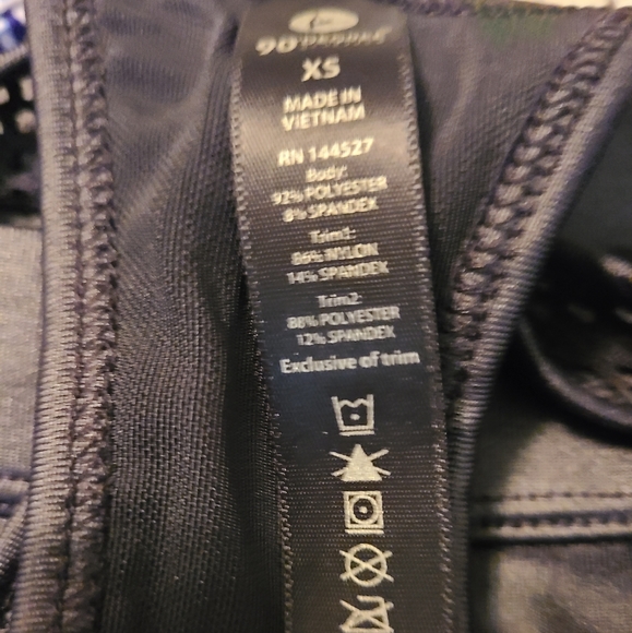 90 Degrees Woman's Seamless Sports Bra with strappy backed details, Size: XS - Picture 13 of 13